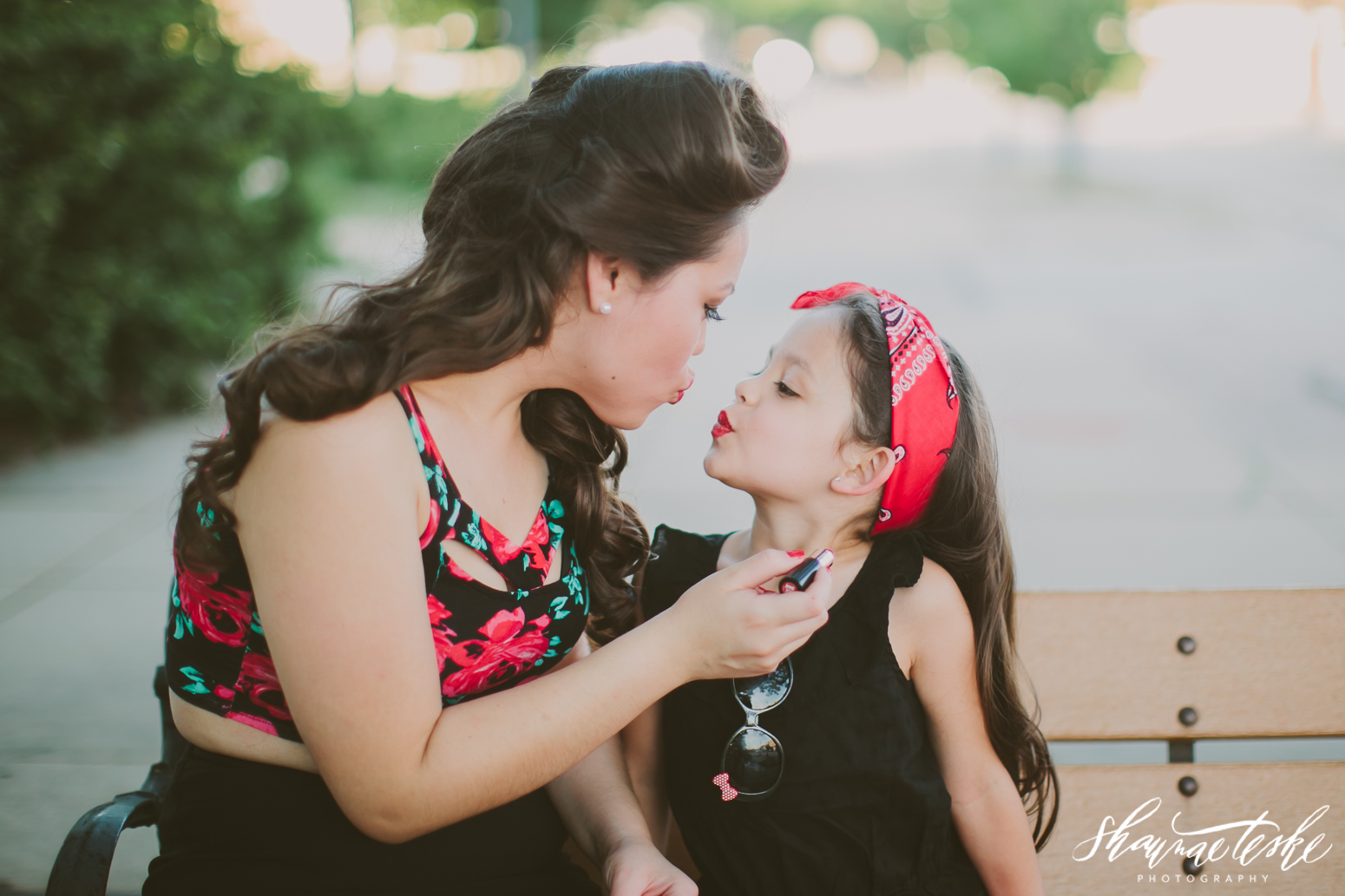 Brenda And Elánie Pin Up Inspired Mother Daughter Session De Pere Wisconsin Shaunae Teske