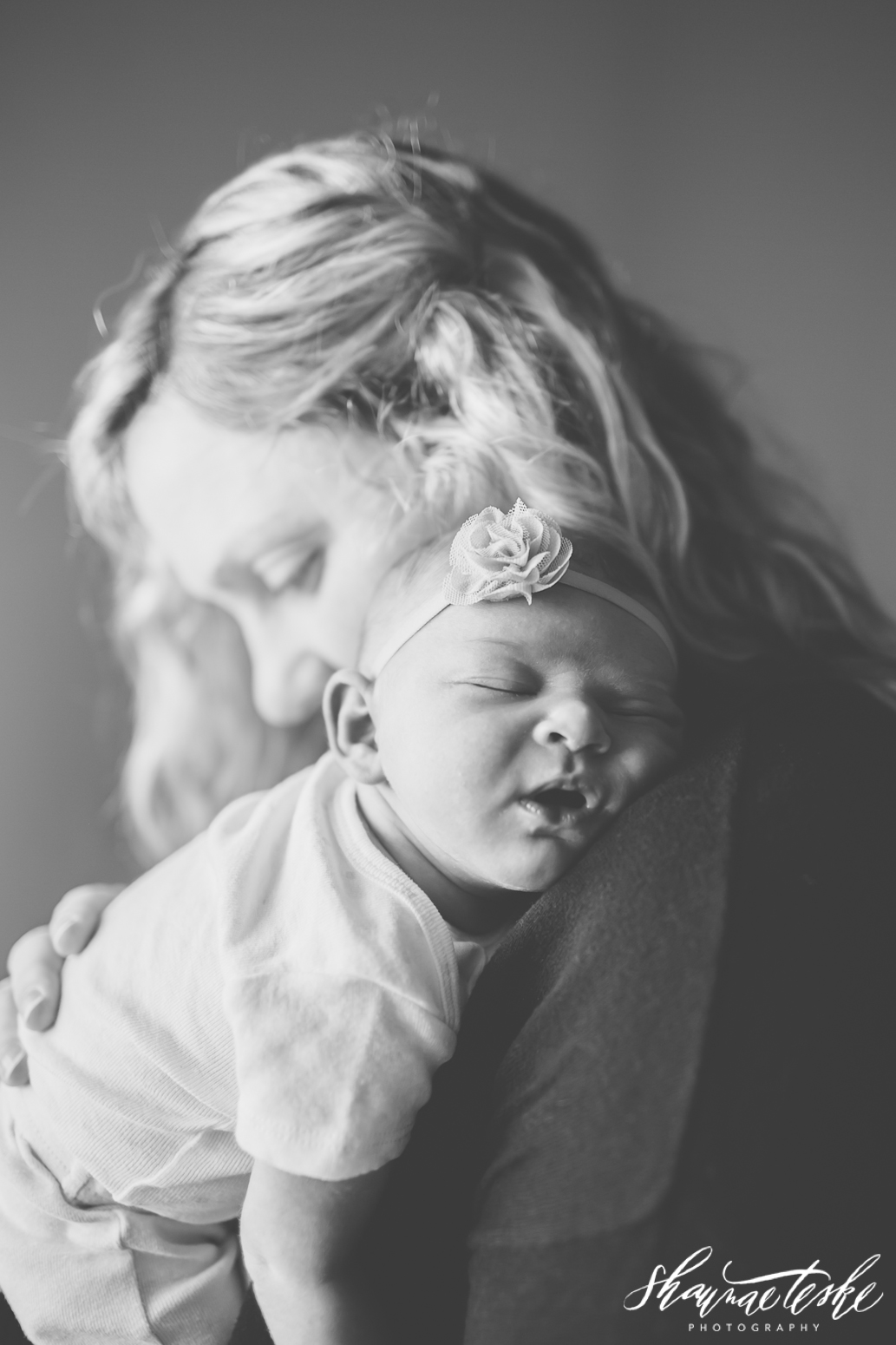 shaunae_teske_wisconsin_photographer_portrait-amelia-newborn-24