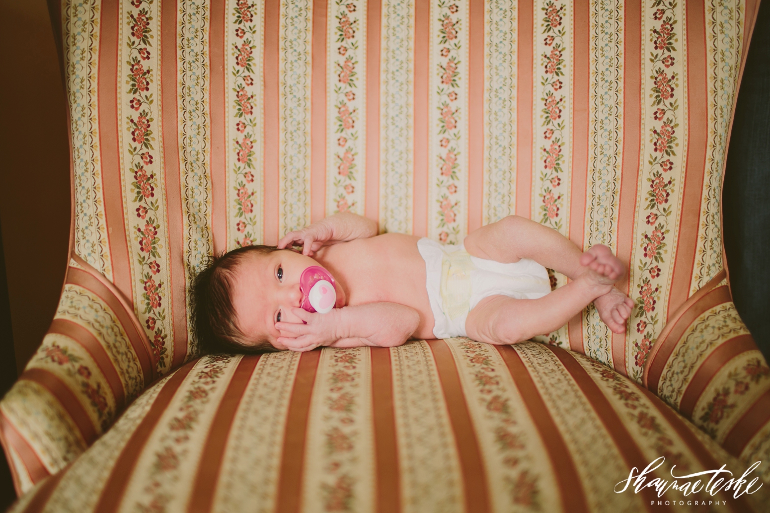 shaunae_teske_wisconsin_photographer_kinslee-newborn-29