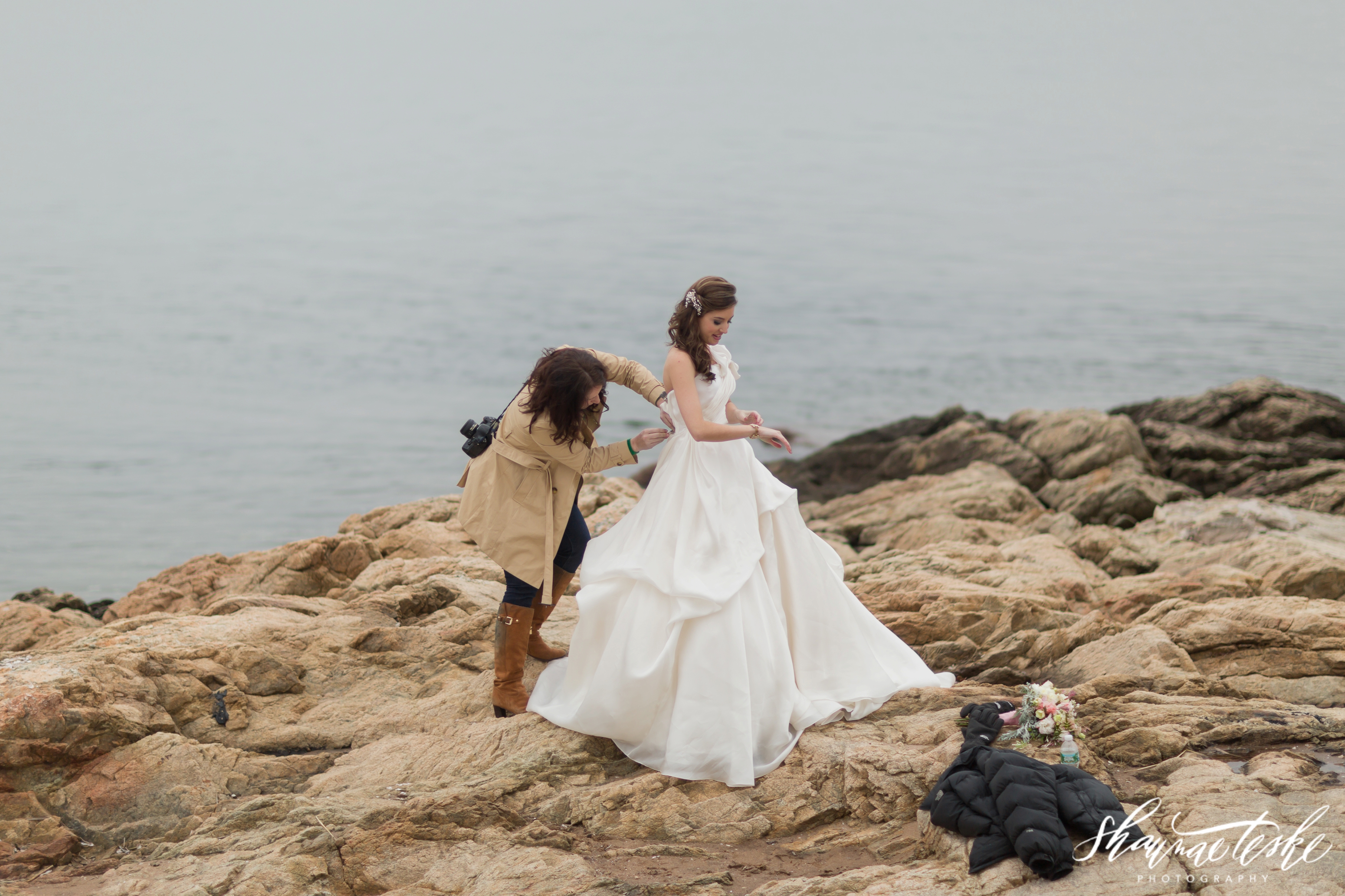 Shaunae_Teske_Photography-Walk-Through-A-Wedding-Lighthouse-Park-46