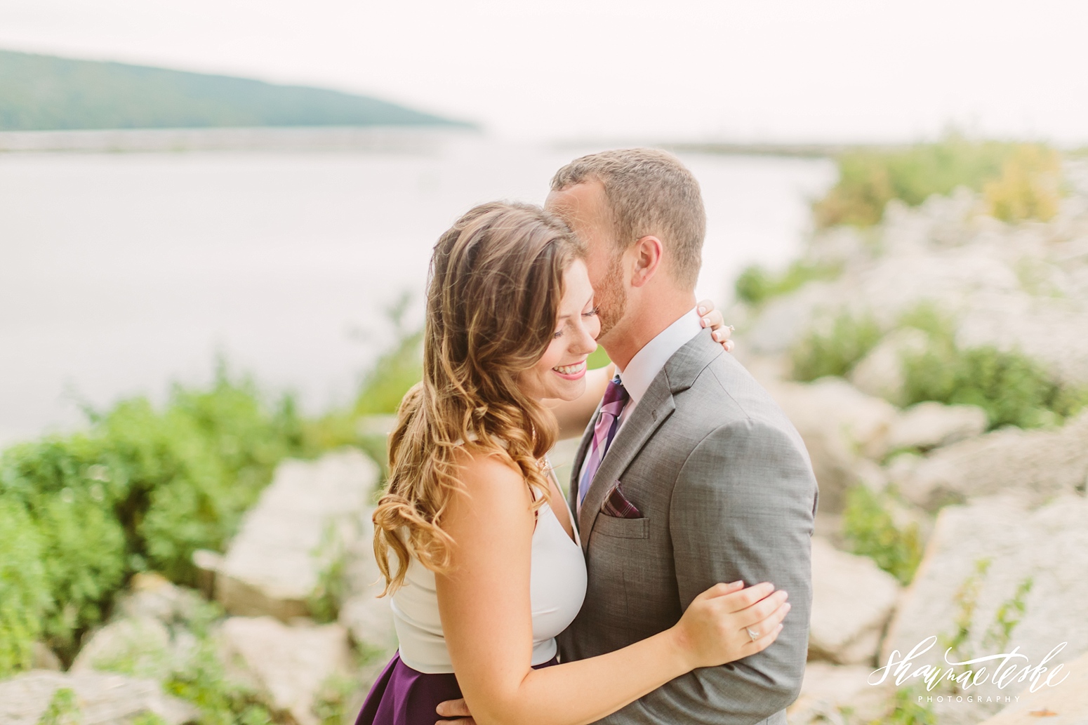 wisconsin-engagement-photographer-high-cliff-state-park-tiffany-chris-155