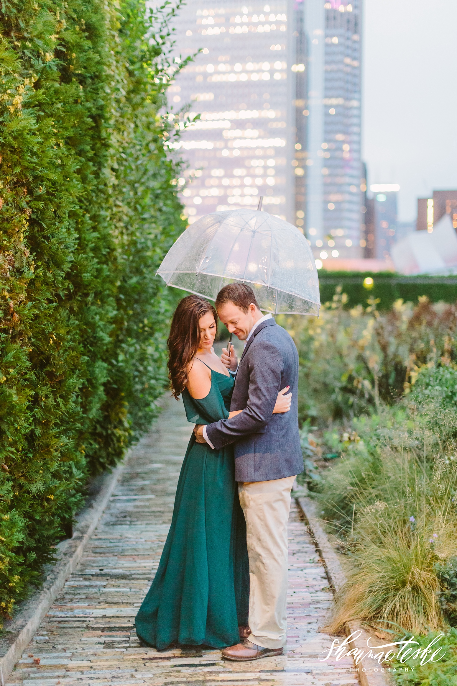 wisconsin-wedding-photographer-shaunae-teske-downtown-chicago-engagement-kelsey-sean-239