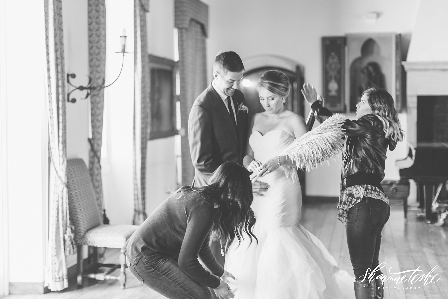 wisconsin-wedding-photographer-shaunae-teske-villa-terrace-gracefully-wed-workshop-40
