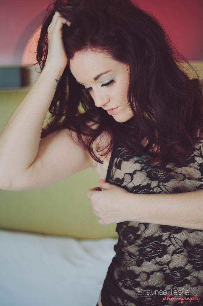 Nikki / Boudoir Session / Green Bay, Wisconsin - Shaunae Teske Photography