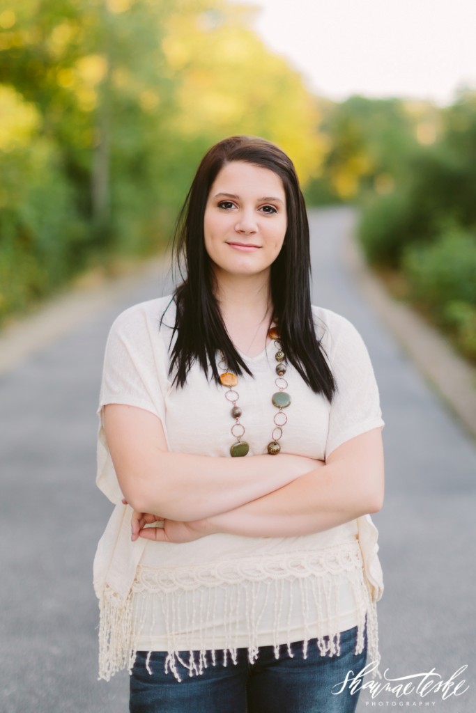 shaunae_teske_wisconsin_photographer_downtown-green-bay-senior-session ...
